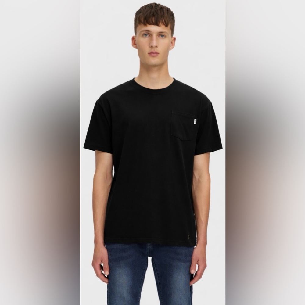 NWT Kuwalla Carbon Pocket Tee